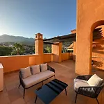 Apartamento En Marbella Con Piscina