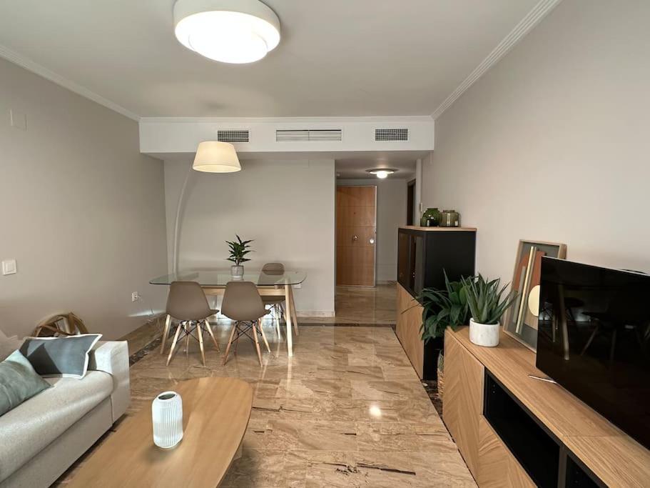 Apartment En Con Piscina *
