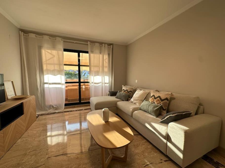 En Con Piscina Apartment Marbella
